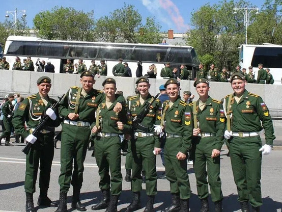 Армейская жизнь